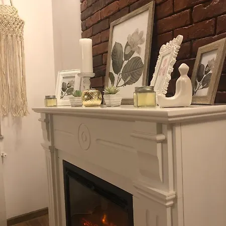 Cozy Central Apartment-3